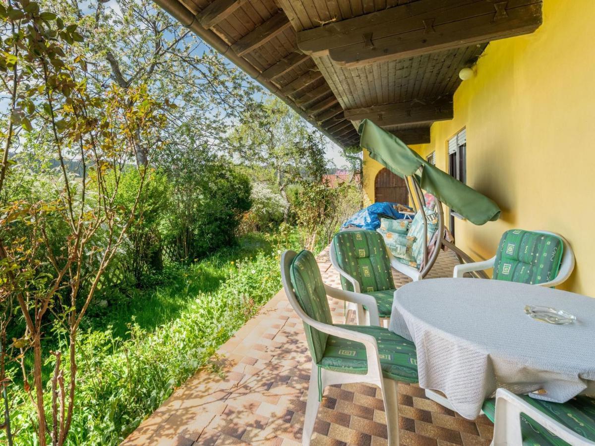 Quaint Holiday Home In Bad K Tzting With Garden Terrace Кёцтинг Экстерьер фото