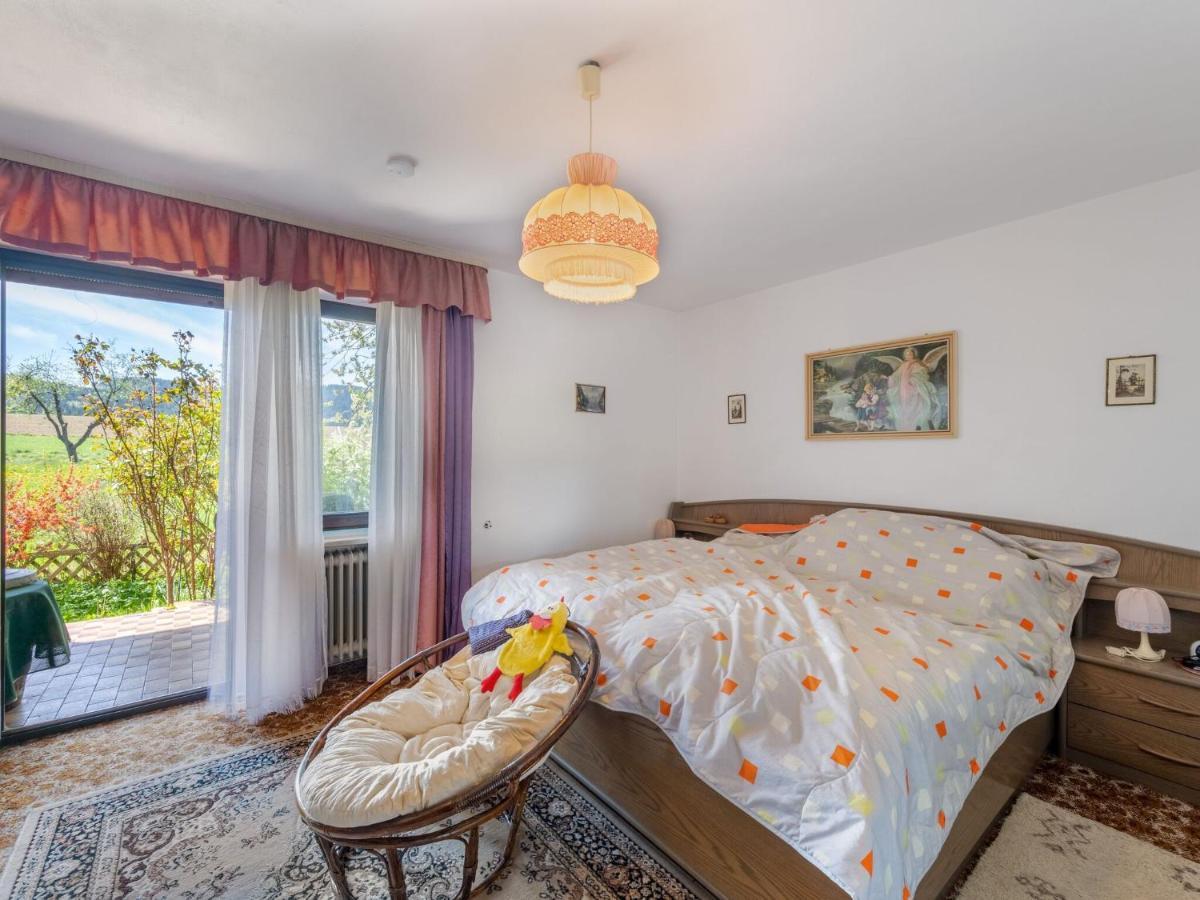 Quaint Holiday Home In Bad K Tzting With Garden Terrace Кёцтинг Экстерьер фото